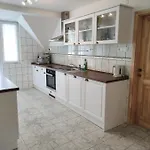 Szandra Apartmanhaz Gyenesdias