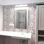 Daire Szandra Apartmanhaz *