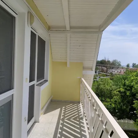 Szandra Apartmanhaz Gyenesdiás