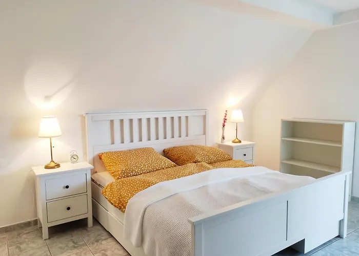 Szandra Apartmanhaz 公寓
